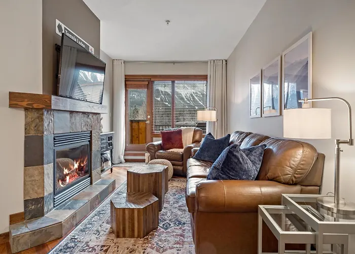 Ridgeview Loft - Top Floor 2 Bed 2 Bath, Amazing Views