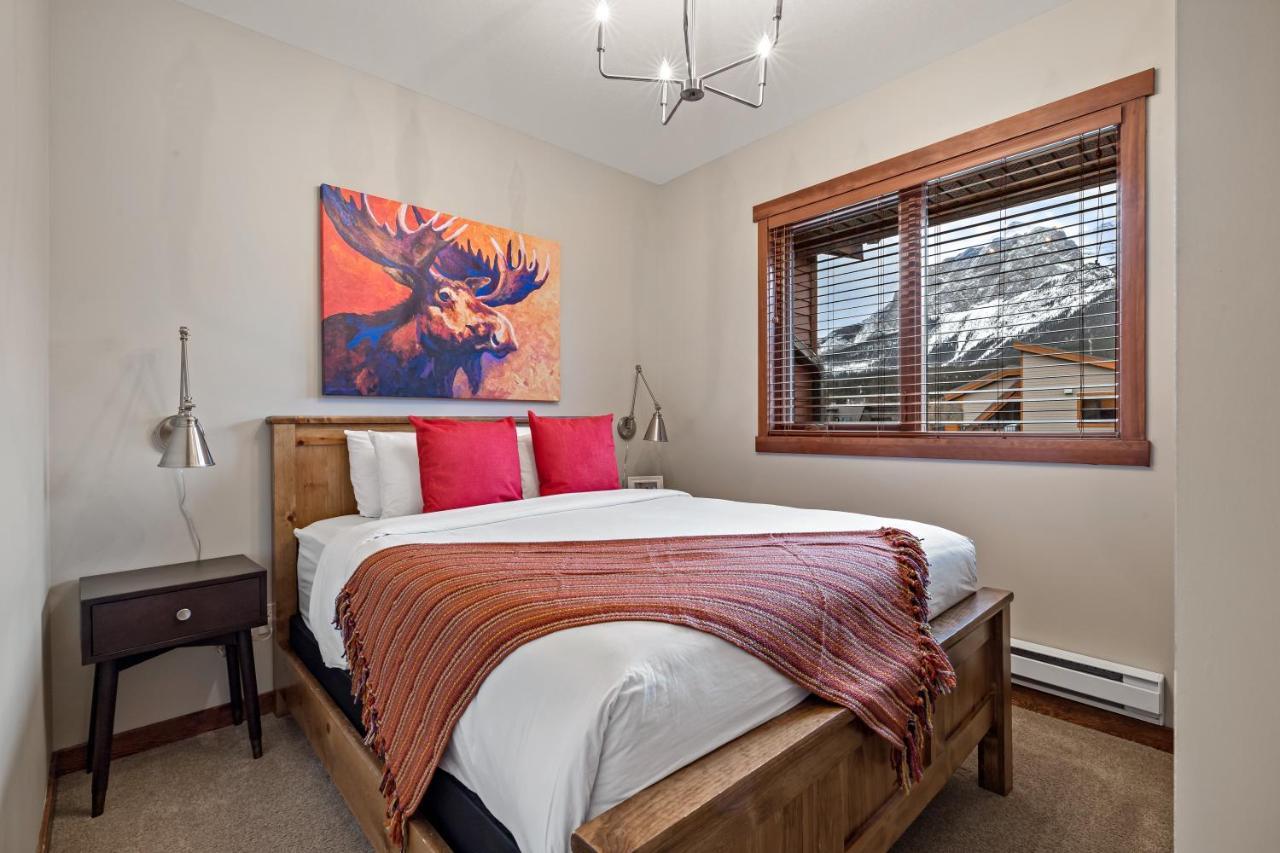 Ridgeview Loft - Floor 2 Bed 2 Bath, Amazing Views Holiday home